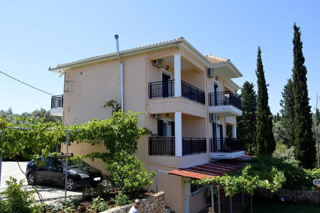 Despoina Rooms Tsoukalades Exterior photo